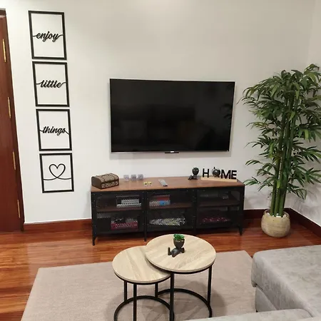 Nuevo, Junto Al Ayuntamiento Y Casco Viejo ビルバオ