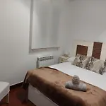 Nuevo, Junto Al Ayuntamiento Y Casco Viejo
