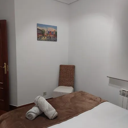 Nuevo, Junto Al Ayuntamiento Y Casco Viejo דירה